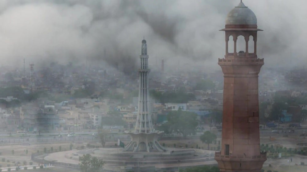 Two Pakistani Cities Are Among Top 10 Worst Places to Breathe on Earth Today