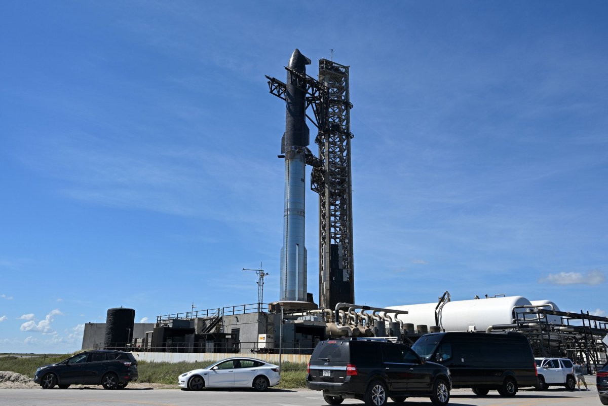 SpaceX hours away from scheduled Starship test flight in Texas