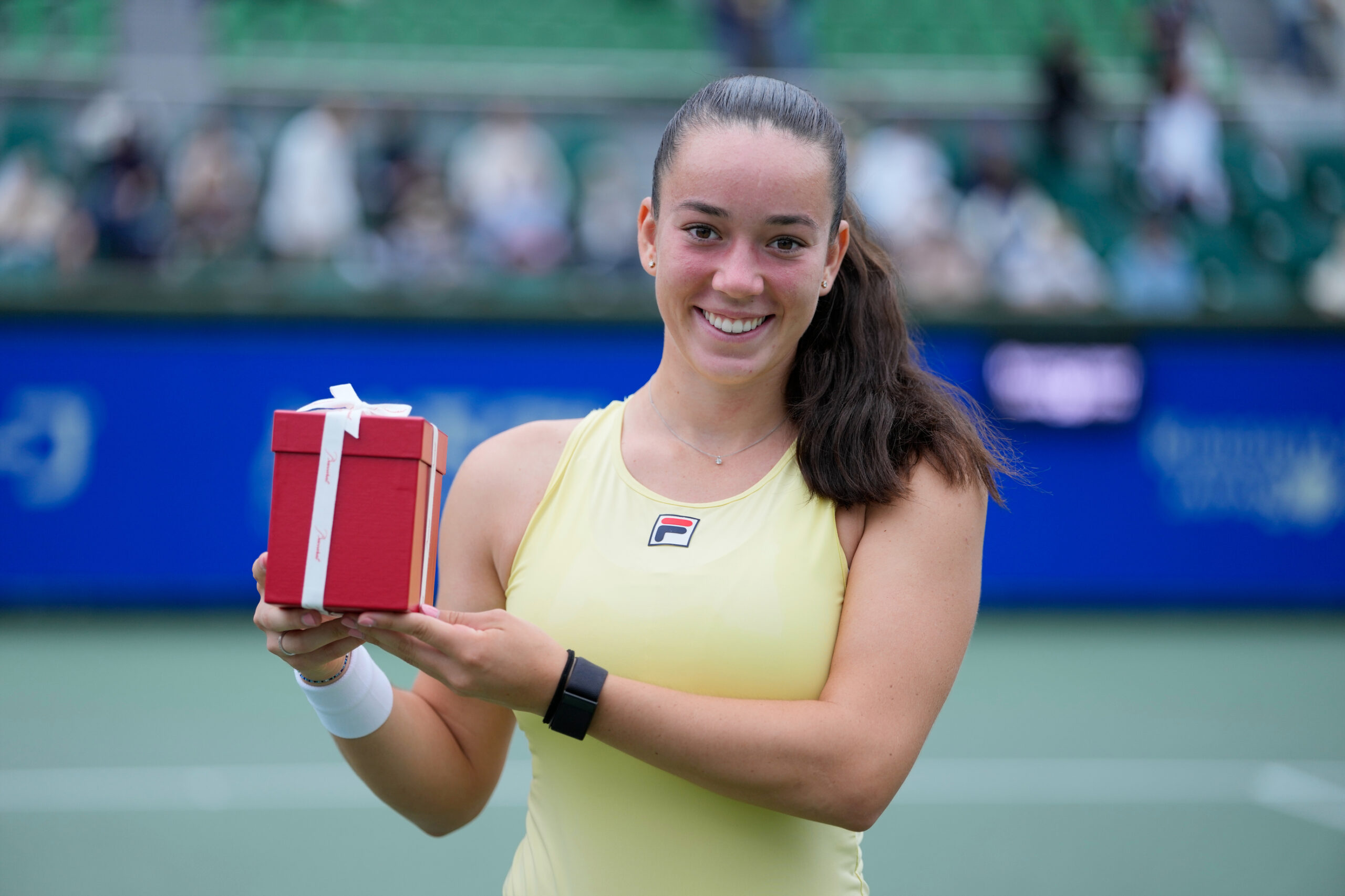 Paolini and Rybakina climb while Valentova continues her rise