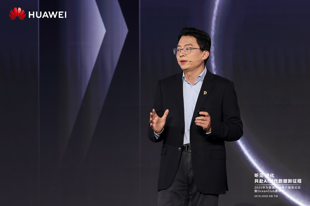 Industry leader predicts all-flash data storage will power the next wave of AI