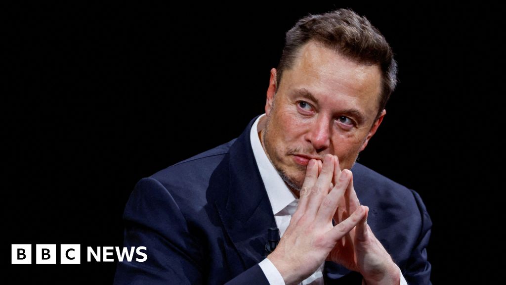 Musk settles former Twitter executives’ suit over severance