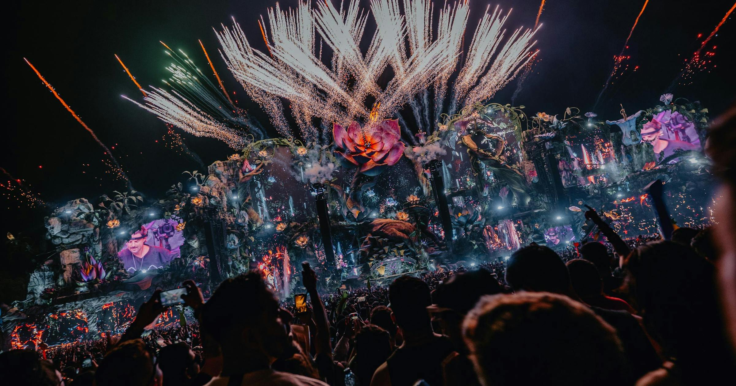 Full sets now available on YouTube and the Tomorrowland App