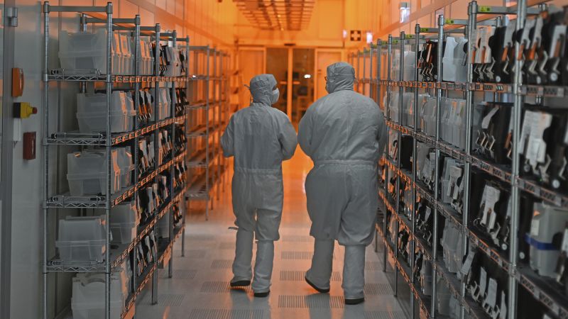A US-China trade dispute over a little-known Dutch chipmaker could bring auto plants to a halt and send car prices higher