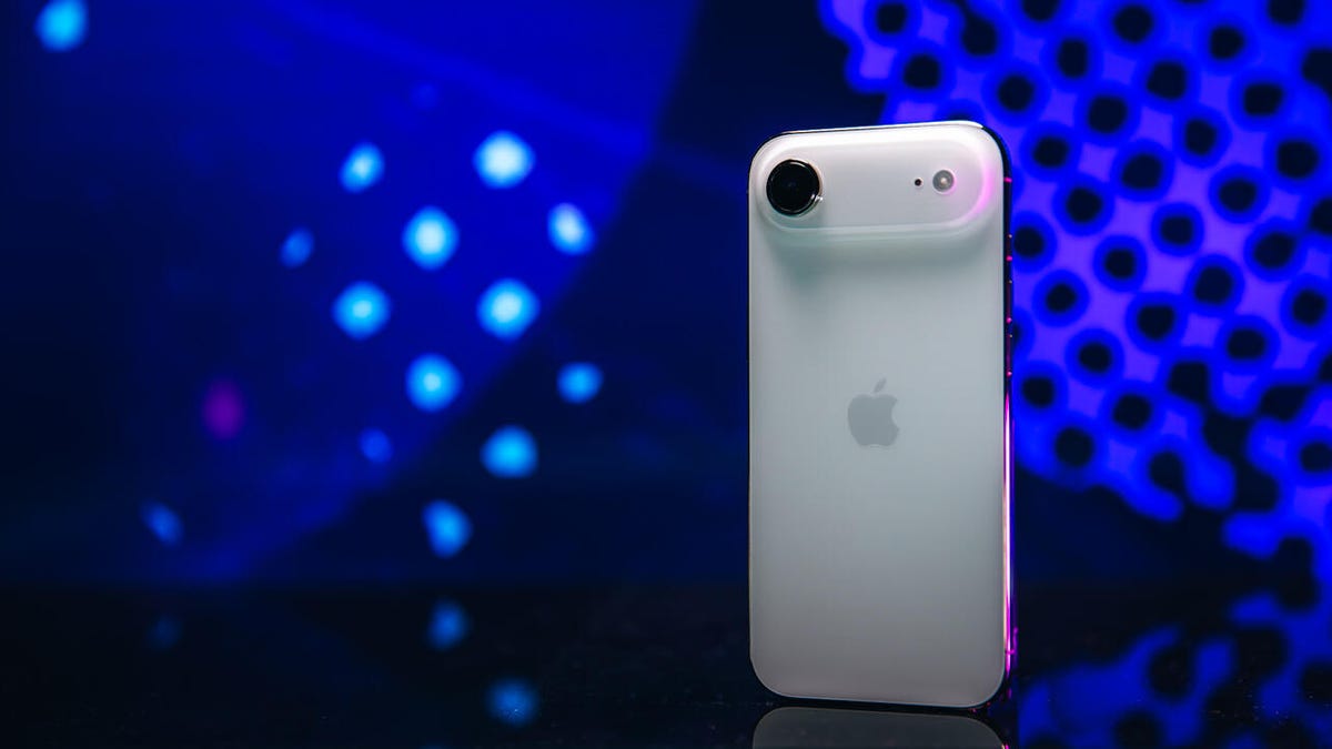 How to Enable and Customize Apple Intelligence Priority Notifications