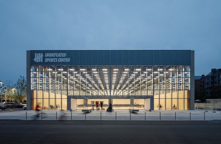 Aranya North Shore Community Sports Center / Atelier XÜK - More Images