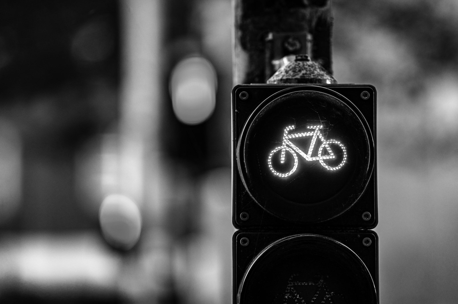 Belgian Competition Authority: Interim Measures on UCI Cycling Standard