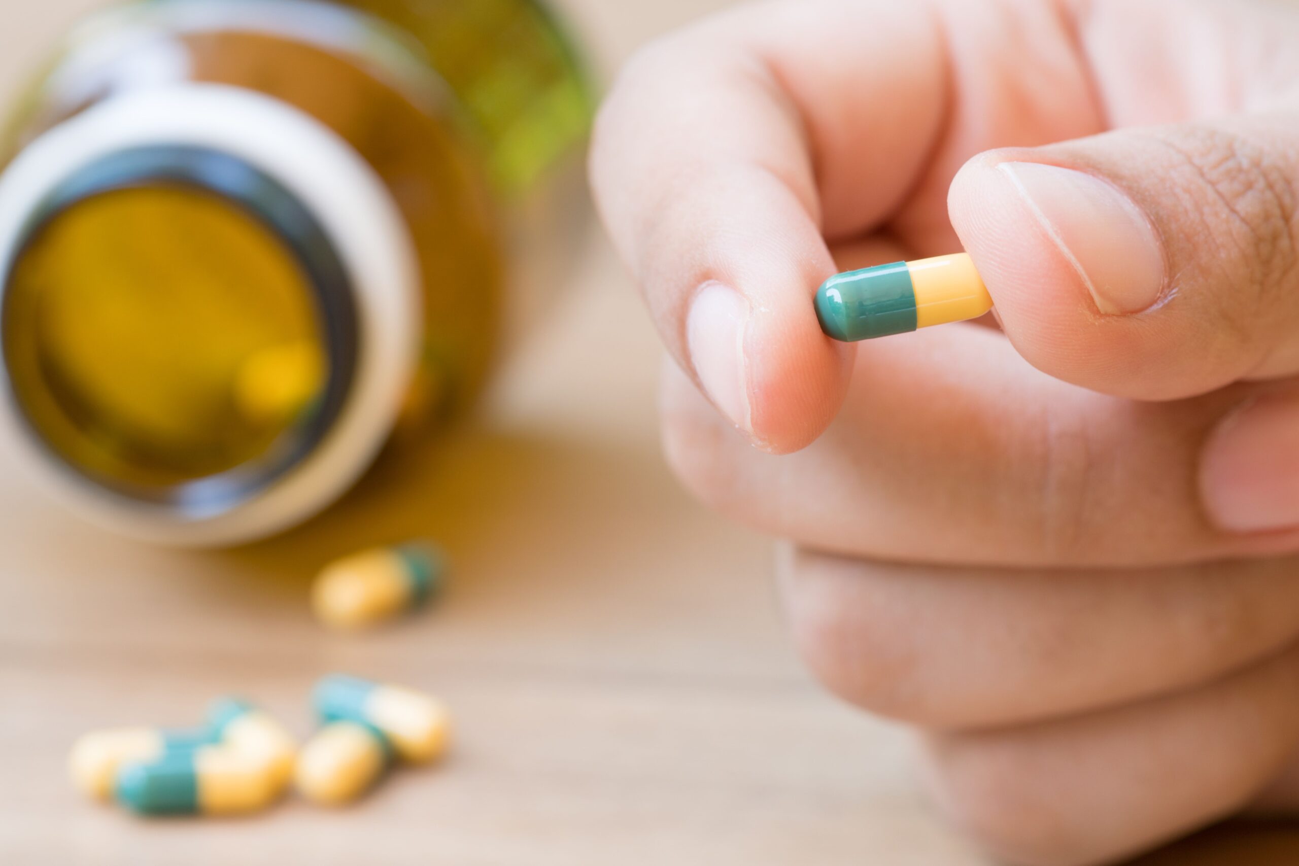 Tramadol and Antidepressants Linked to Increased Seizure Risk in Older Adults
