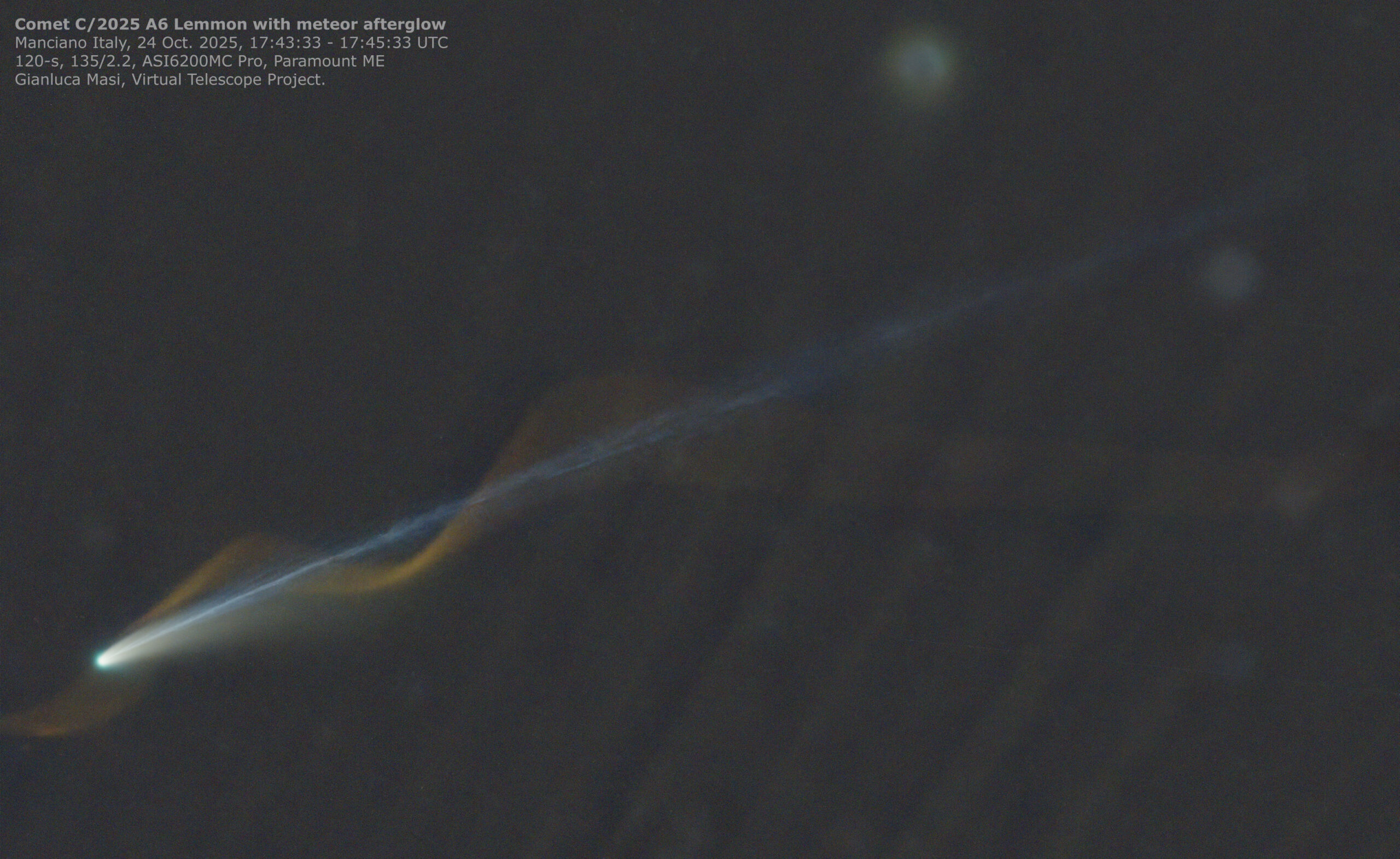 Comet C/2025 A6 Lemmon and a meteor red afterglow: an epic image – 24 Oct. 2025.