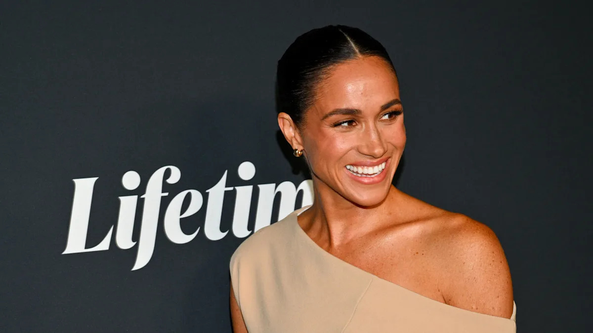 The Real Story Behind Meghan Markle’s Secret Paris Fashion Week Visit