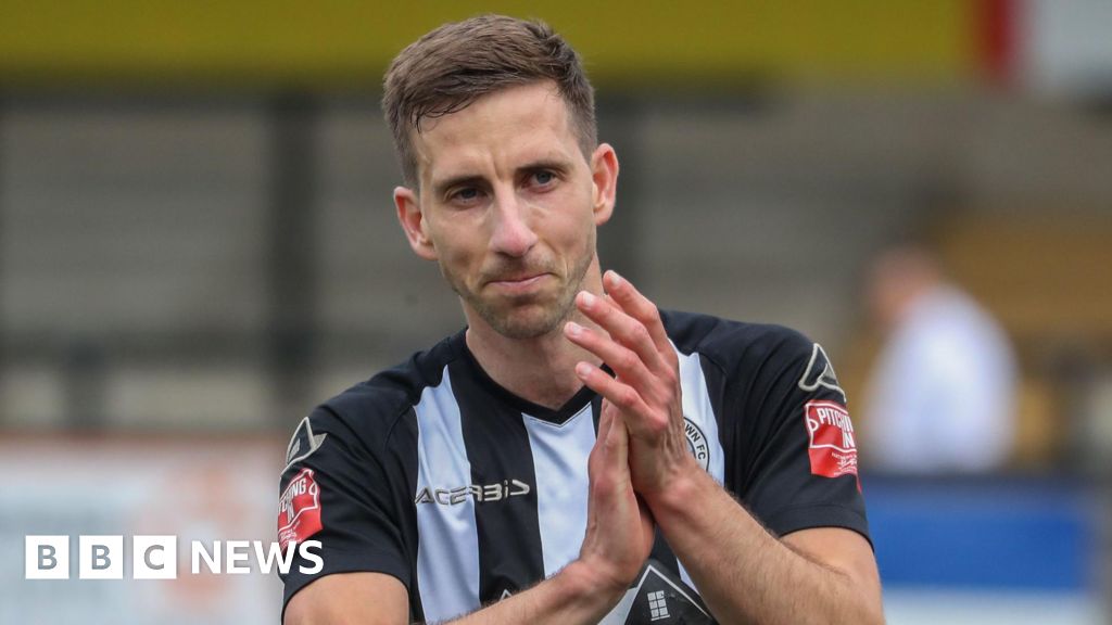 Football match abandoned after Dorchester FC player injured