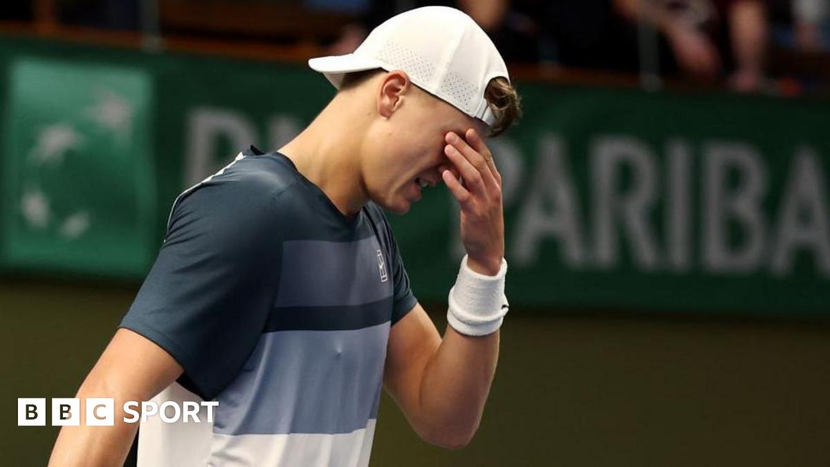 Holger Rune becomes latest tennis player to have season ended prematurely after injury