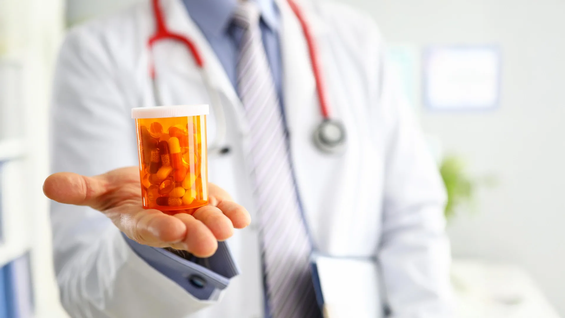 This powerful drug combo cuts prostate cancer deaths by 40%