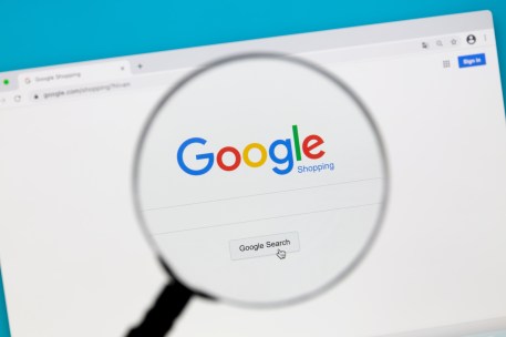 Google Expands Virtual Try-on Technology to Include Shoes