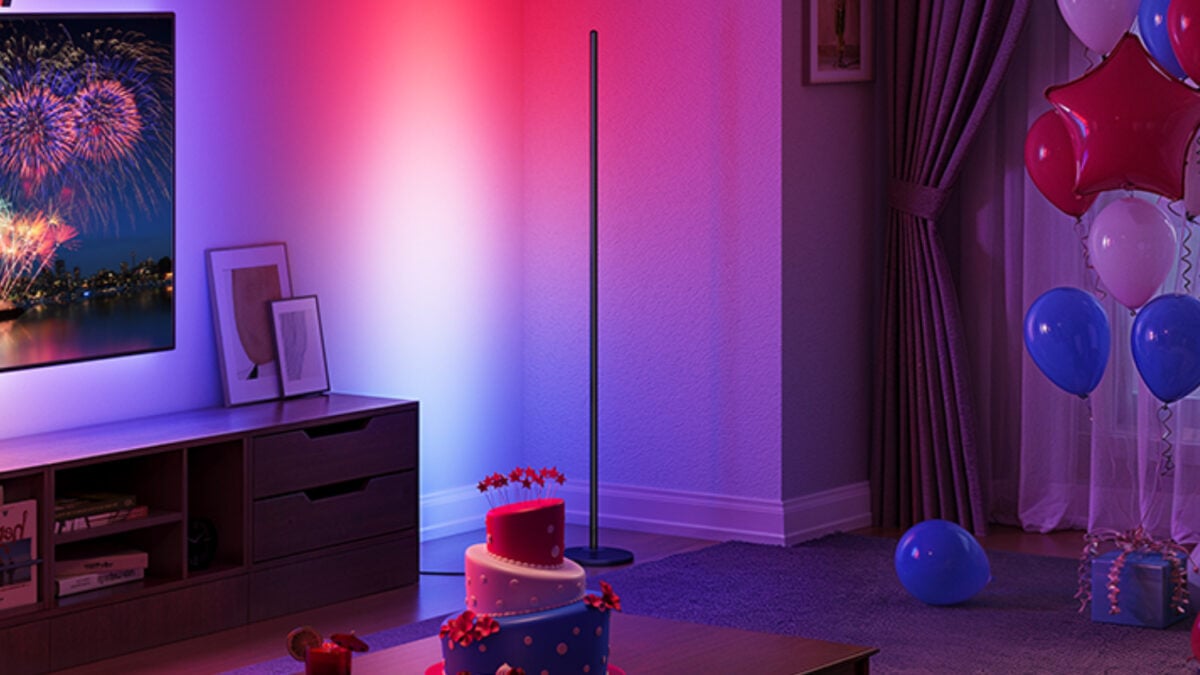 Govee Liquidates Its RGBIC Floor Lamp, Now Costs Less Than a Basic Philips Hue Bulb