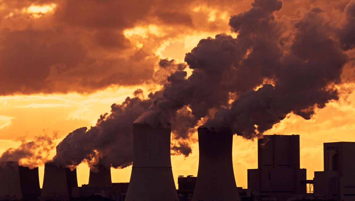 Why Don’t Atmospheric Greenhouse Gases Saturate, As Some Predicted?
