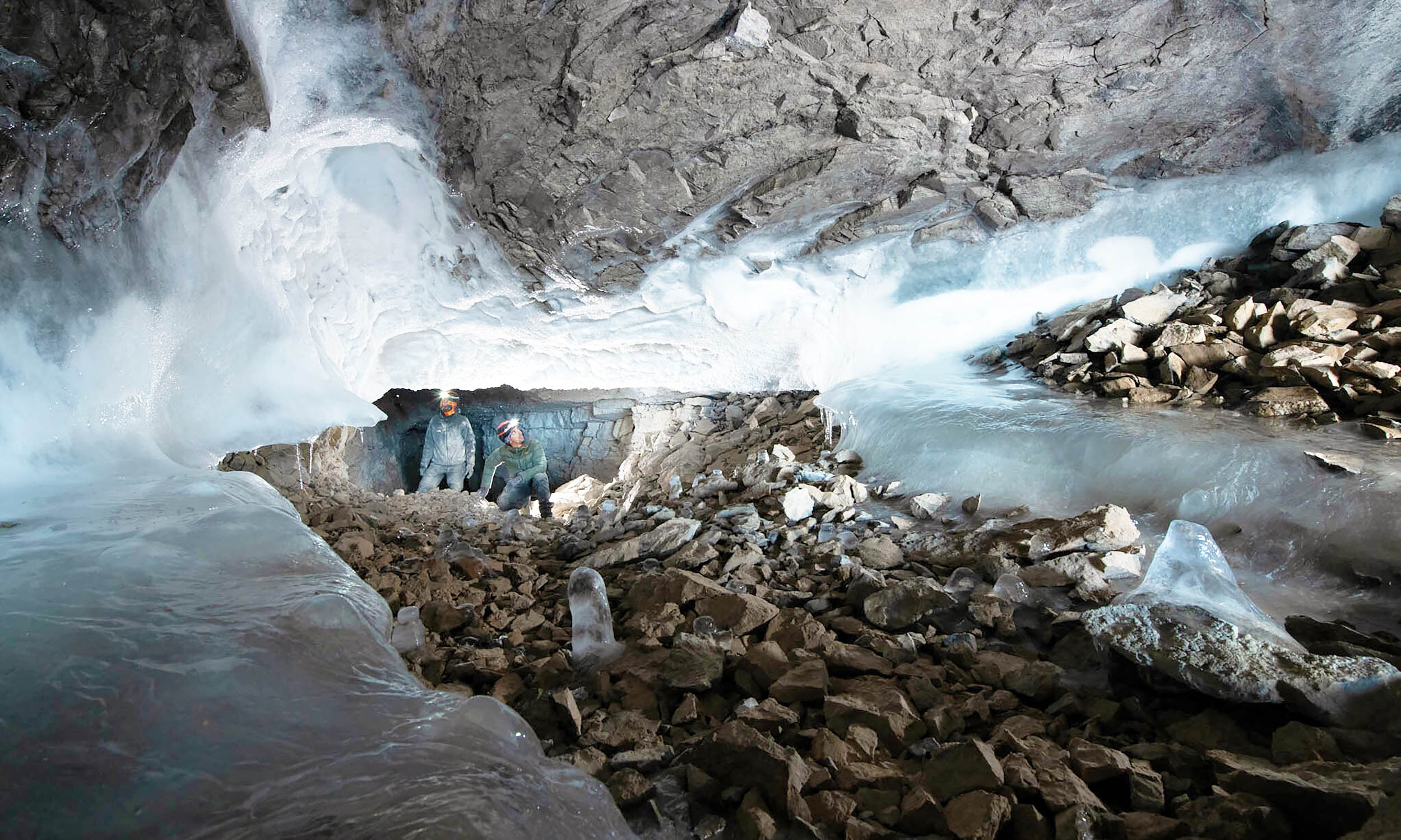 Greenland cave reveals the Arctic once fully melted in mild climate