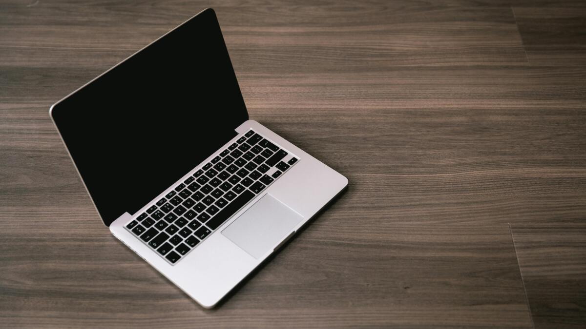 Take advantage of this $280 MacBook Pro deal while supplies last