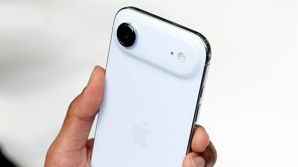 iPhone Air is Flopping So Badly Apple is Slashing Production by 80%