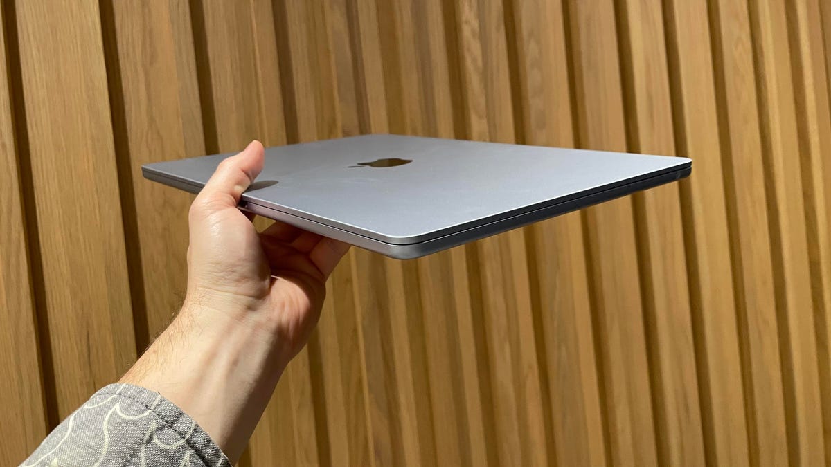 Leaving Windows 10 behind? Apple’s rumored $599 MacBook might be just for you