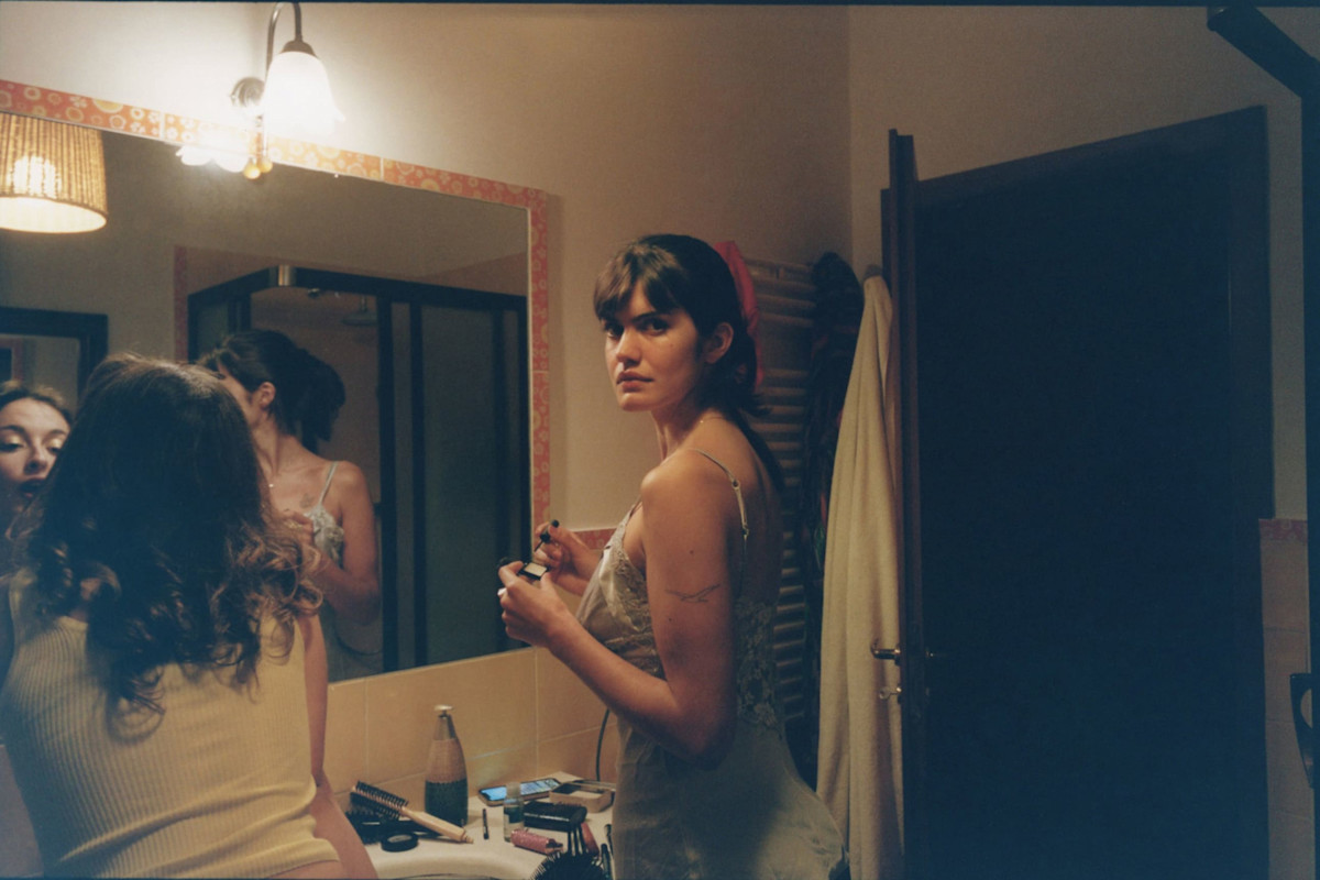 Elena Bianca Zagari portrays Naples beyond the male gaze