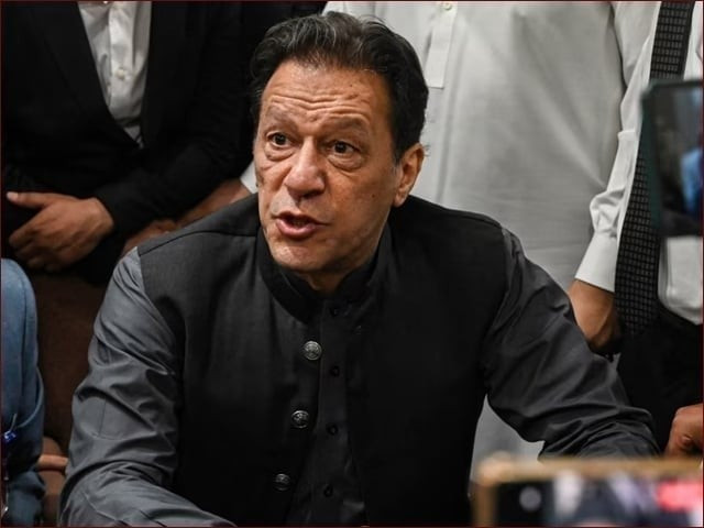 Imran Khan says K-P leadership change ‘inevitable’