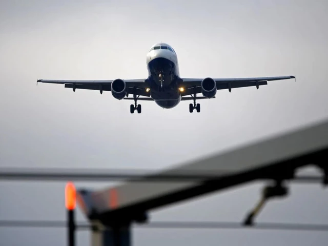 Pakistan closes airspace for two days amid Indian military drills