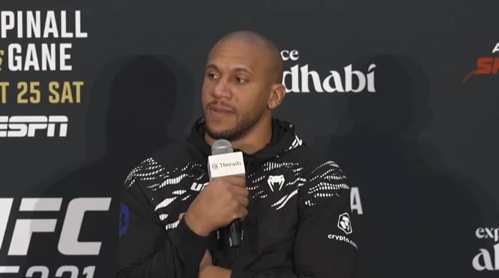 Ciryl Gane reacts to eye poke fiasco against Tom Aspinall – MMA