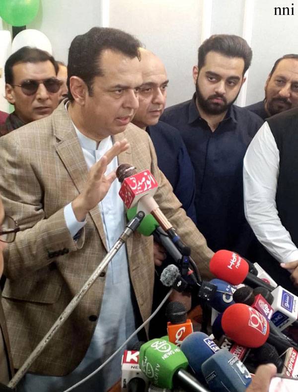 Minister opens upgraded NADRA facilitation center in Jaranwala