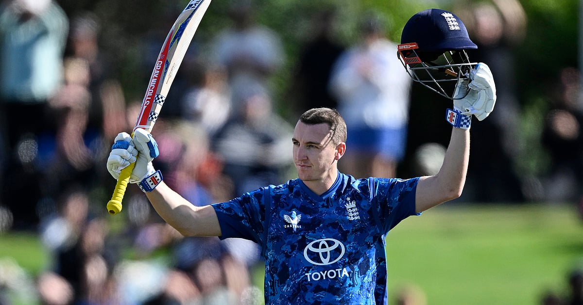 Harry Brook makes 135 but England’s Ashes stars struggle in the first ODI against New Zealand