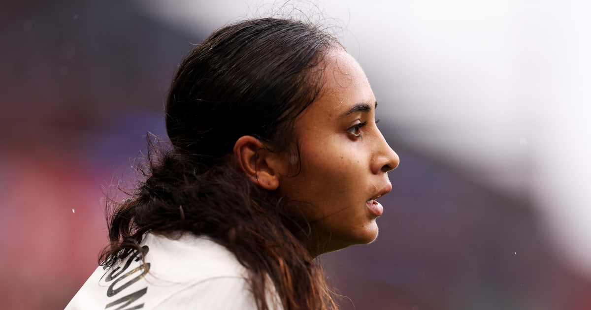 Legacy in motion as Christen Press steps back and Alyssa Thompson strides forward
