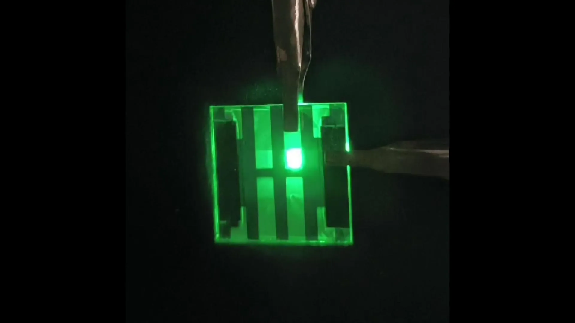 Scientists create a paper-thin light that glows like the sun