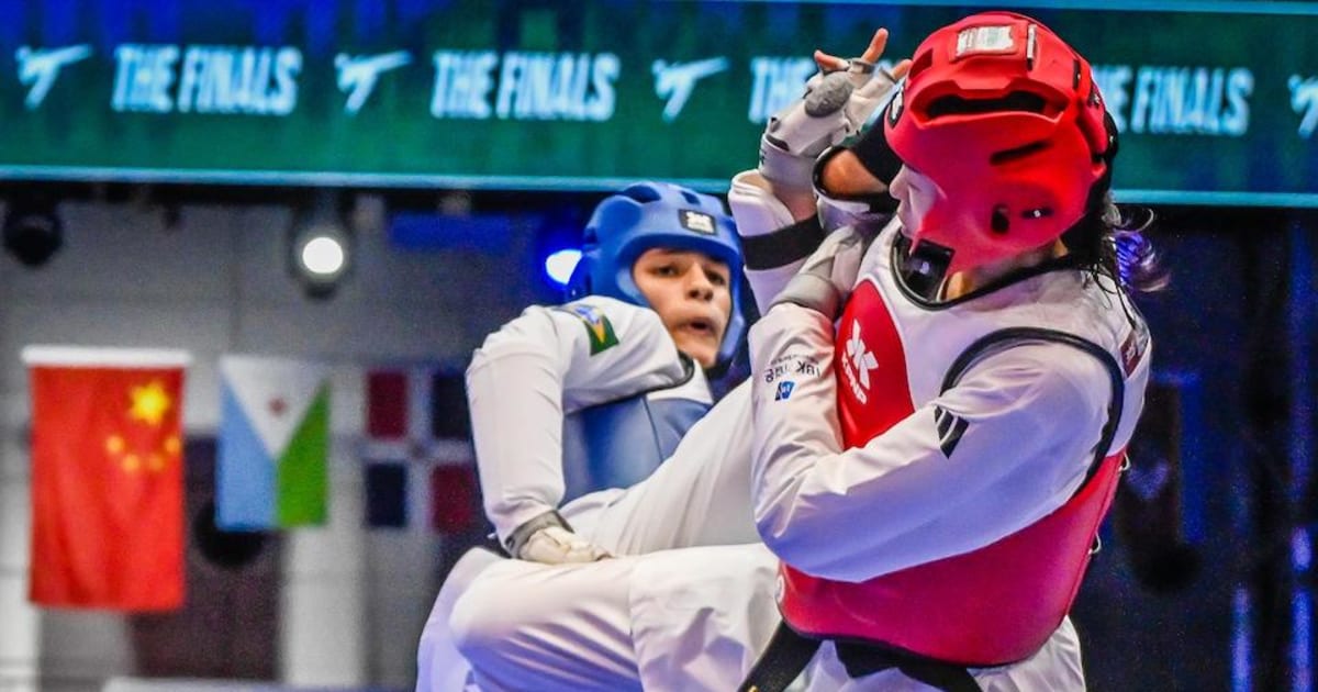 Olympic champion Kim Yu-jin falls as Maria Pacheco and Kang Sanghyun claim titles