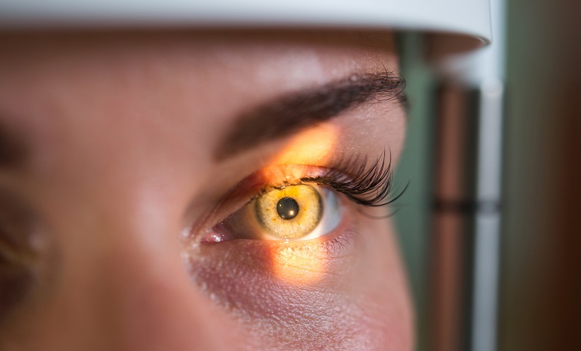 Retinal Biomarkers Track Multiple Sclerosis Severity