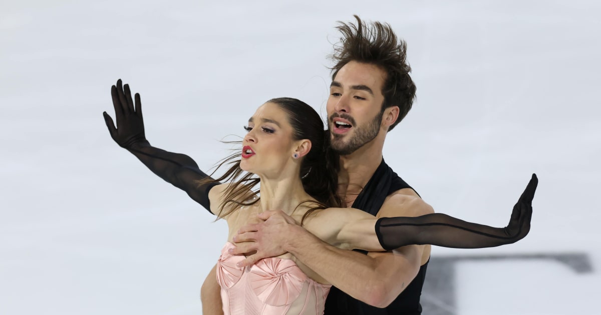 Lilah Fear/Lewis Gibson take spicy route to rhythm dance lead; Guillaume Cizeron finds “magic” on comeback