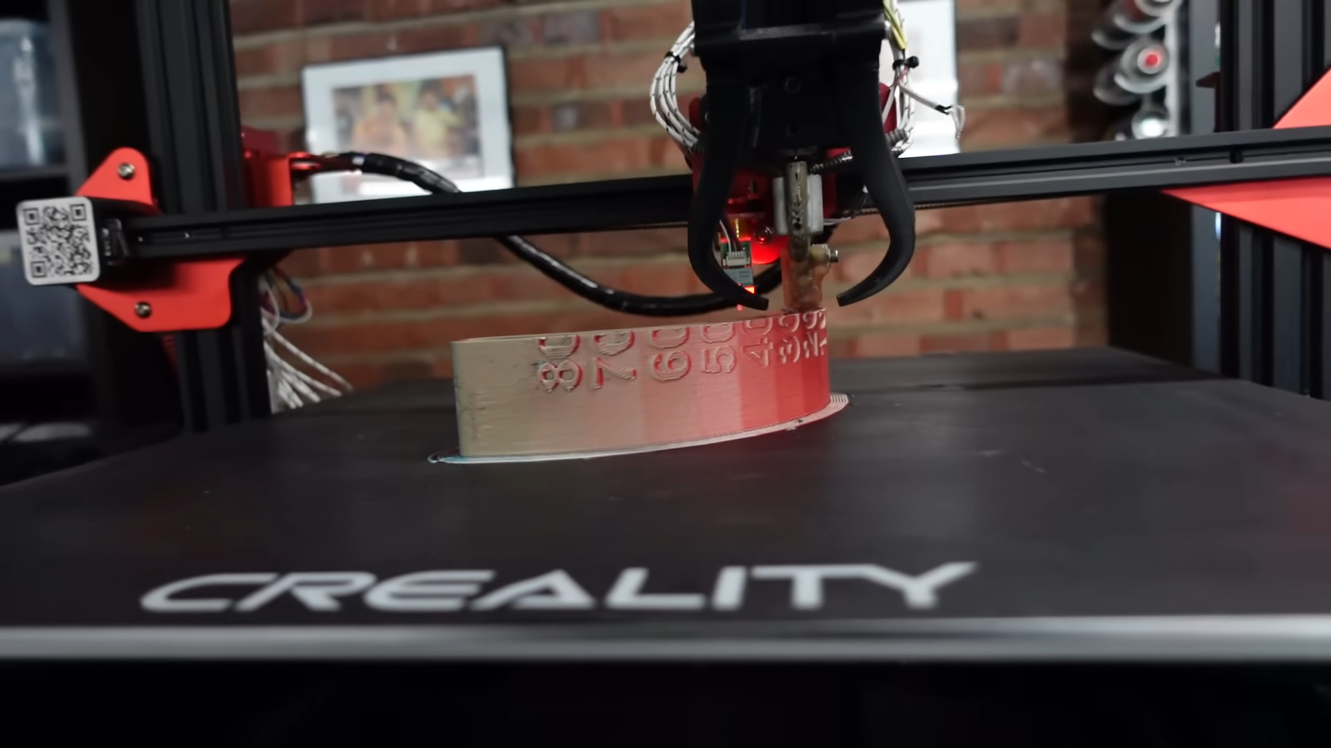 SLM Co-extruding Hotend Makes Poopless Prints
