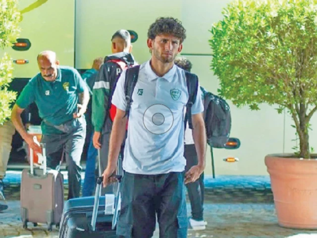 Pak arrive in Kuwait for AFC Asian Cup qualifier