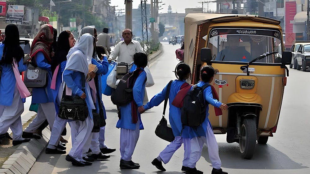 Punjab Announces Decision on Closure of Schools and Colleges on Monday