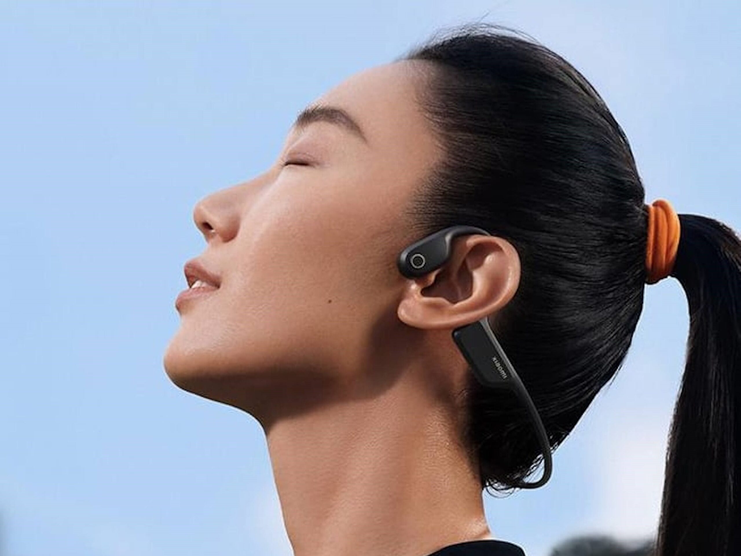Waterproof Xiaomi headphones with swimming sensors and offline music storage now available via import