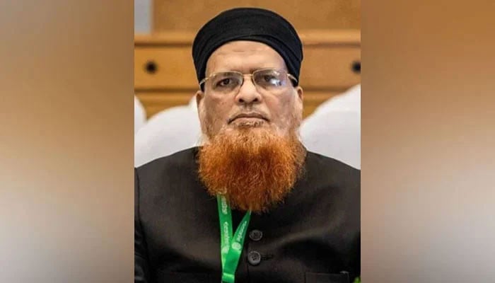 Mufti Taqi Usmani opposes lifetime immunity