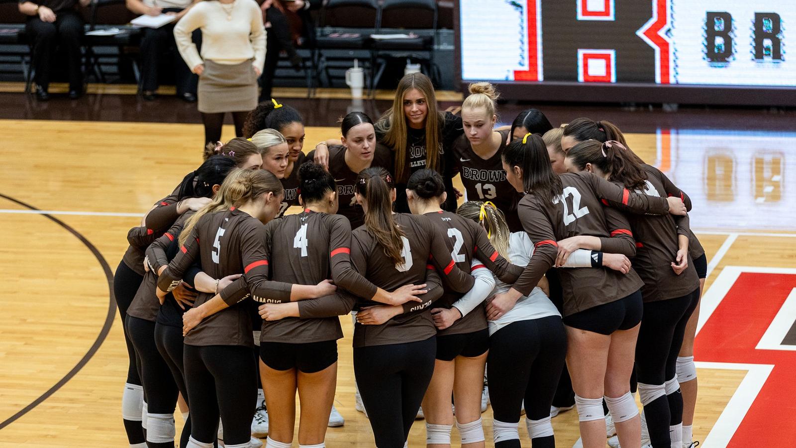 Volleyball’s Win Streak Snapped at Five in Four Set Loss to Princeton