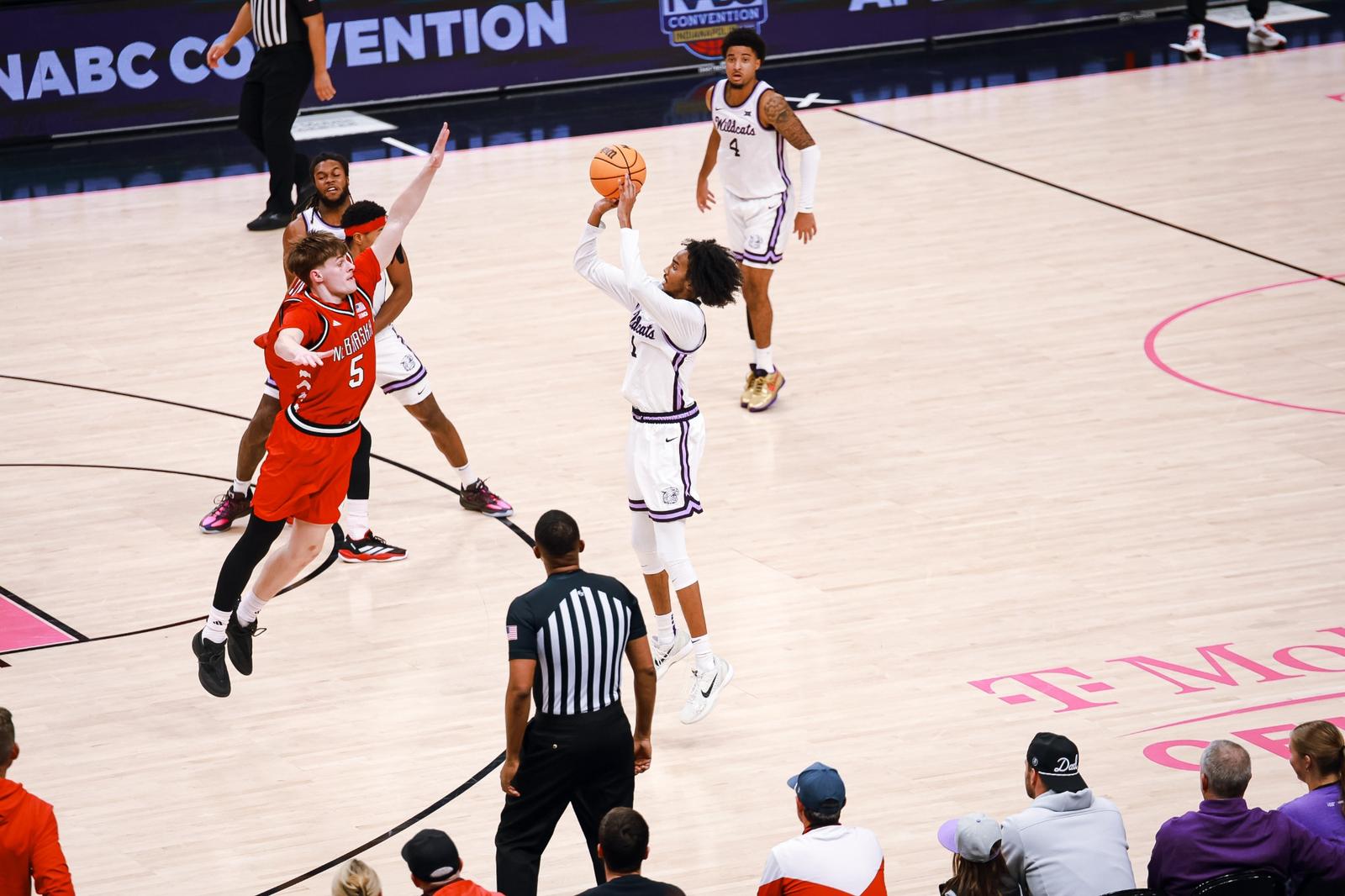 Nebraska Edges K-State in Final Seconds for Hall of Fame Title