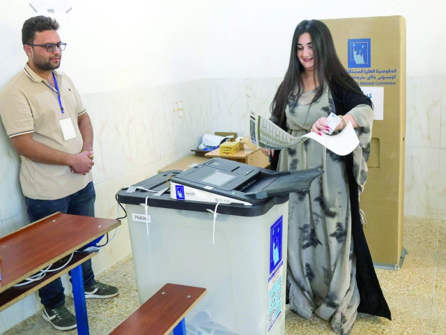 Iraqis vote in general election