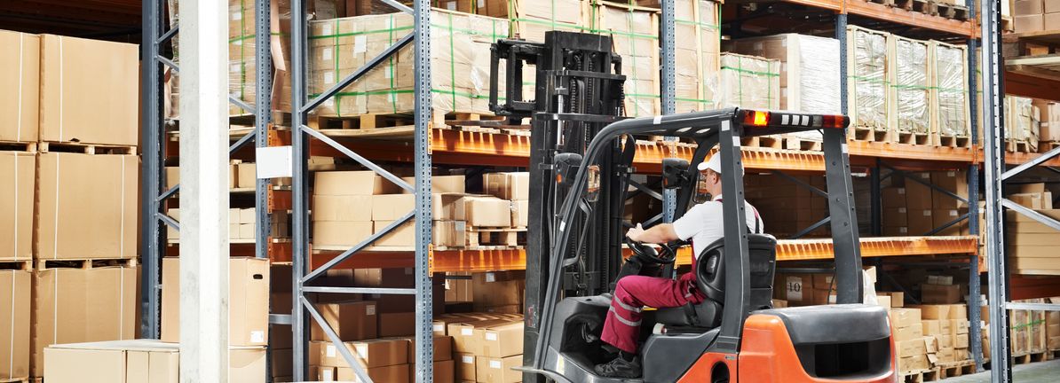 How Investors May Respond To Marubeni (TSE:8002) Expanding Solar Power Supply to AEON Stores in Japan