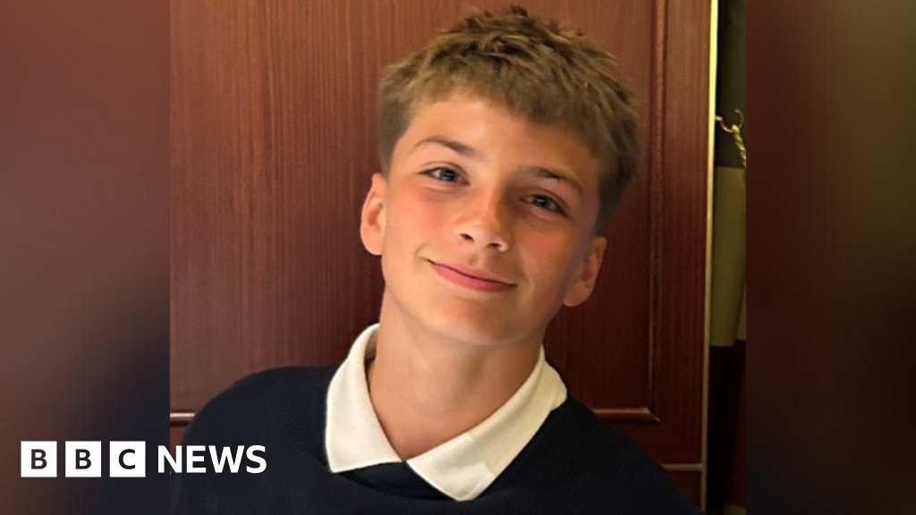 Tributes to boy, 14, fatally struck by train in Burton Joyce