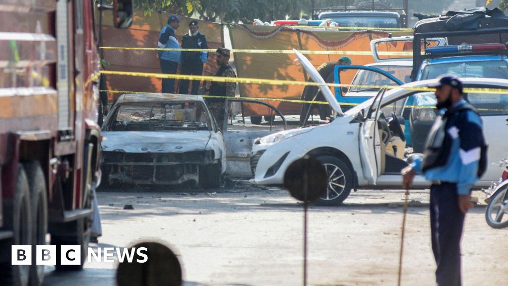 Suicide bombing in Islamabad kills 12, says Pakistan’s interior minister