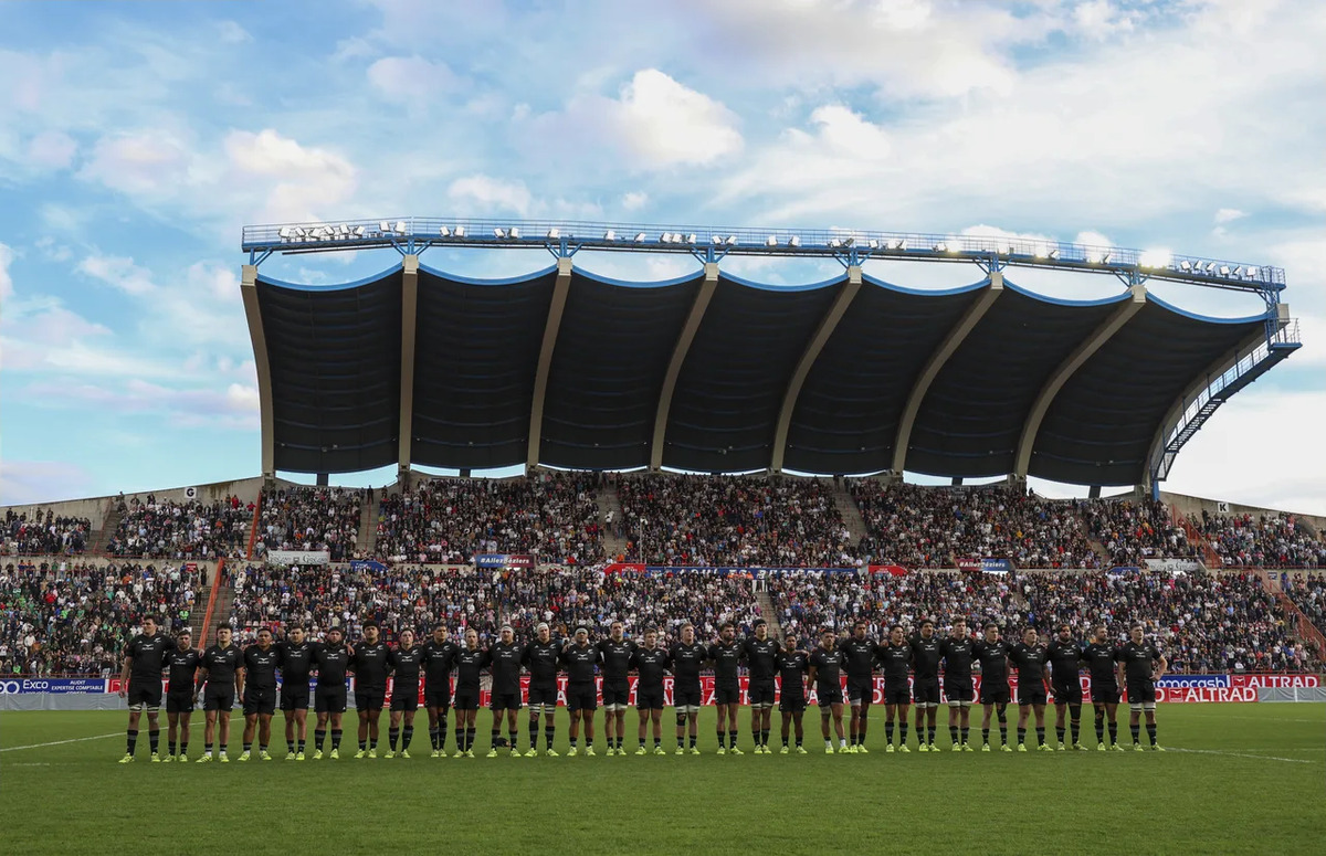 All Blacks XV finish unbeaten European tour with win over Uruguay » allblacks.com