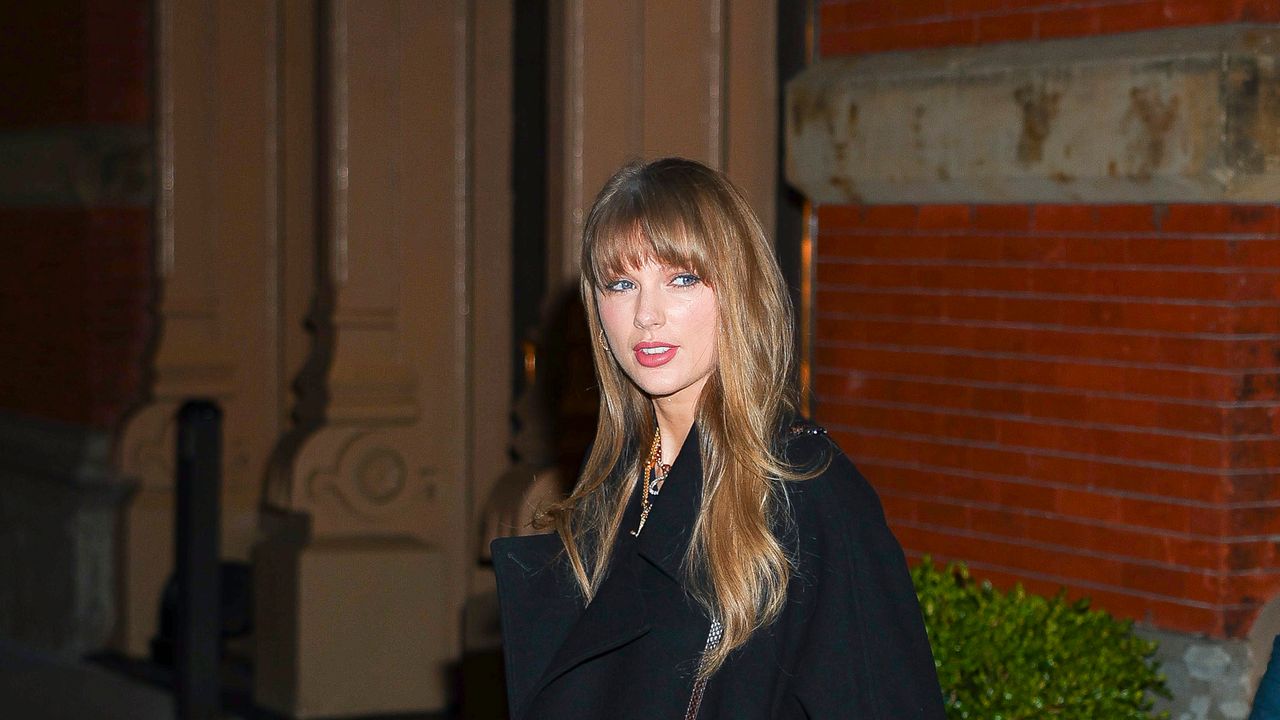 Taylor Swift Introduces Gigi Hadid to Winter’s Square-Toe Boot Trend