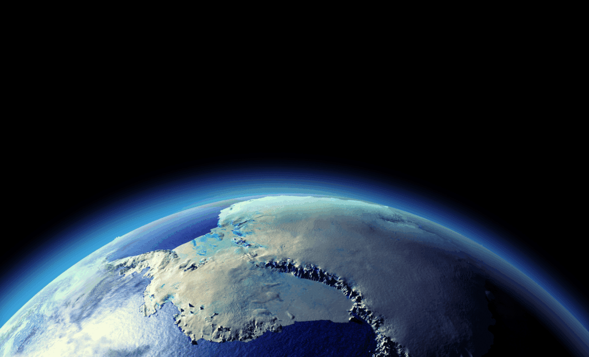 Satellites Spotted a Mysterious Glow Beneath Antarctica, Now Scientists Know What’s Behind It!