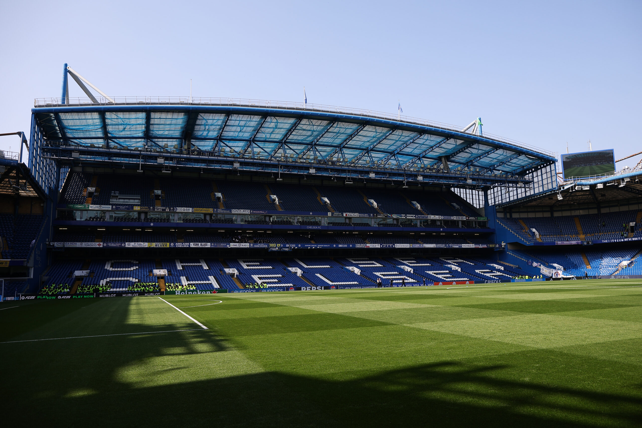 More 1,700 members and Supporters’ Club members at Stamford Bridge