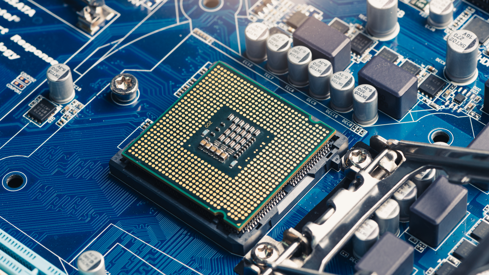 China solves ‘century-old problem’ with new analog chip that is 1,000 times faster than high-end Nvidia GPUs